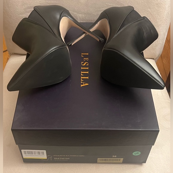 NIB Le Silla Black Leather Booties 38 EU - Picture 9 of 9